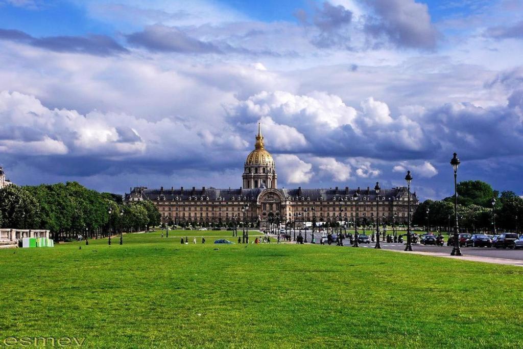 Modernized Studio - Meters From The Invalides Gardens Apartamento París Exterior foto