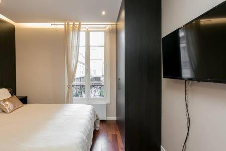 Modernized Studio - Meters From The Invalides Gardens Apartamento París Exterior foto